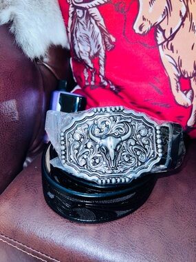Western Tooled Black Leather Belt with Ornate Silver Buckle